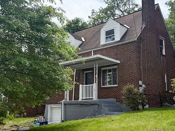 3rd image of 142 Evaline St