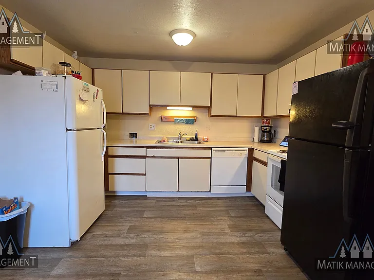 2651 Malmquist Ave — Photo 6