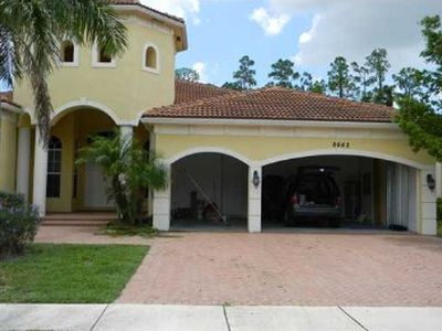 8662 Club Estates Way, Lake Worth, FL, 33467