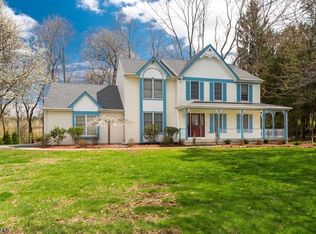 14 Pebble Beach Way, Washington, NJ 07882