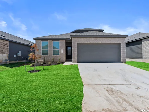 8515 UTOPIA GDNS, San Antonio, TX 78223