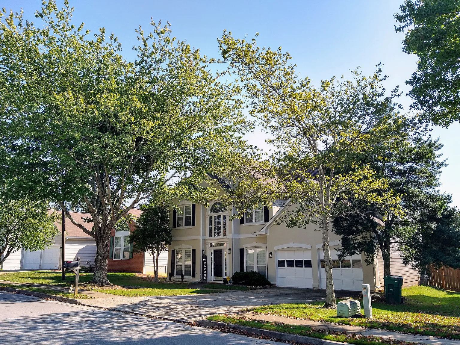 1467 Chamirey Dr SW — Photo 1