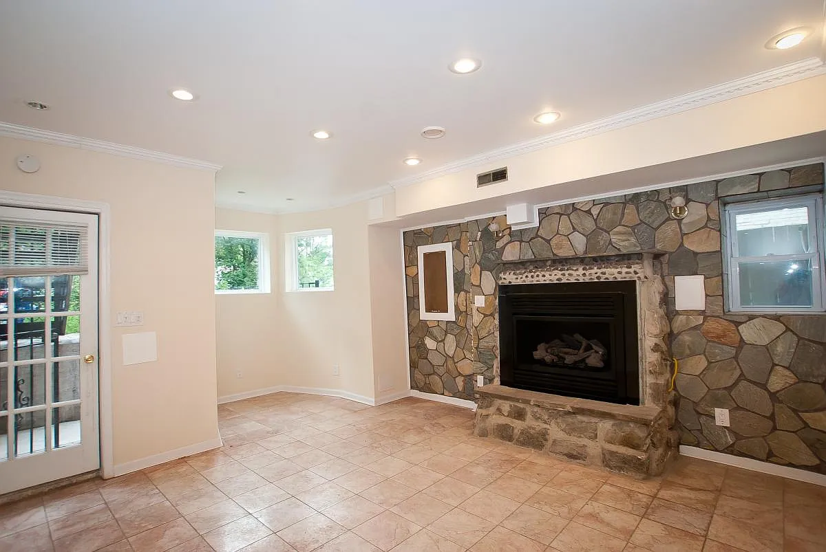 1 bed, 650 sqft, $2,049 — Photo 4