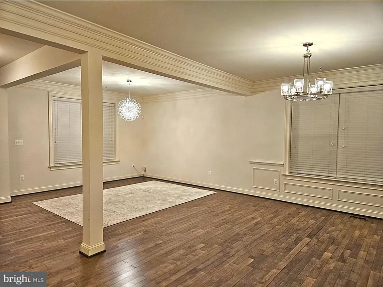3332 Burton Dr — Photo 14