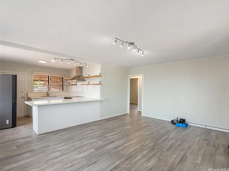 3622 Maunalei Ave — Photo 9