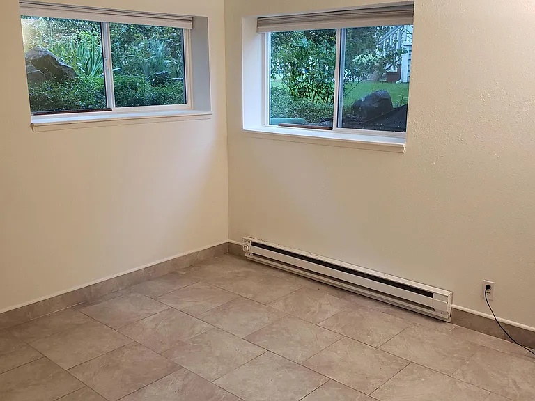 2322 Hoyt Ave #1 — Photo 10
