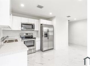 1749 NW 69th St #0, Miami, FL 33147