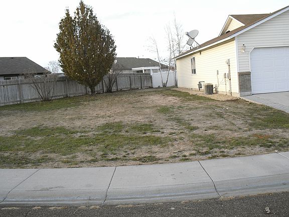 New fence being installed