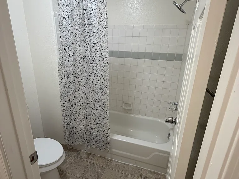 750 E Northern Ave #2075 — Photo 5
