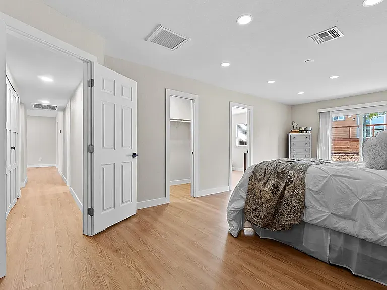 8366 Madison Ave — Photo 4
