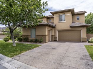 25 Holston Hills Rd, Henderson, NV 89052