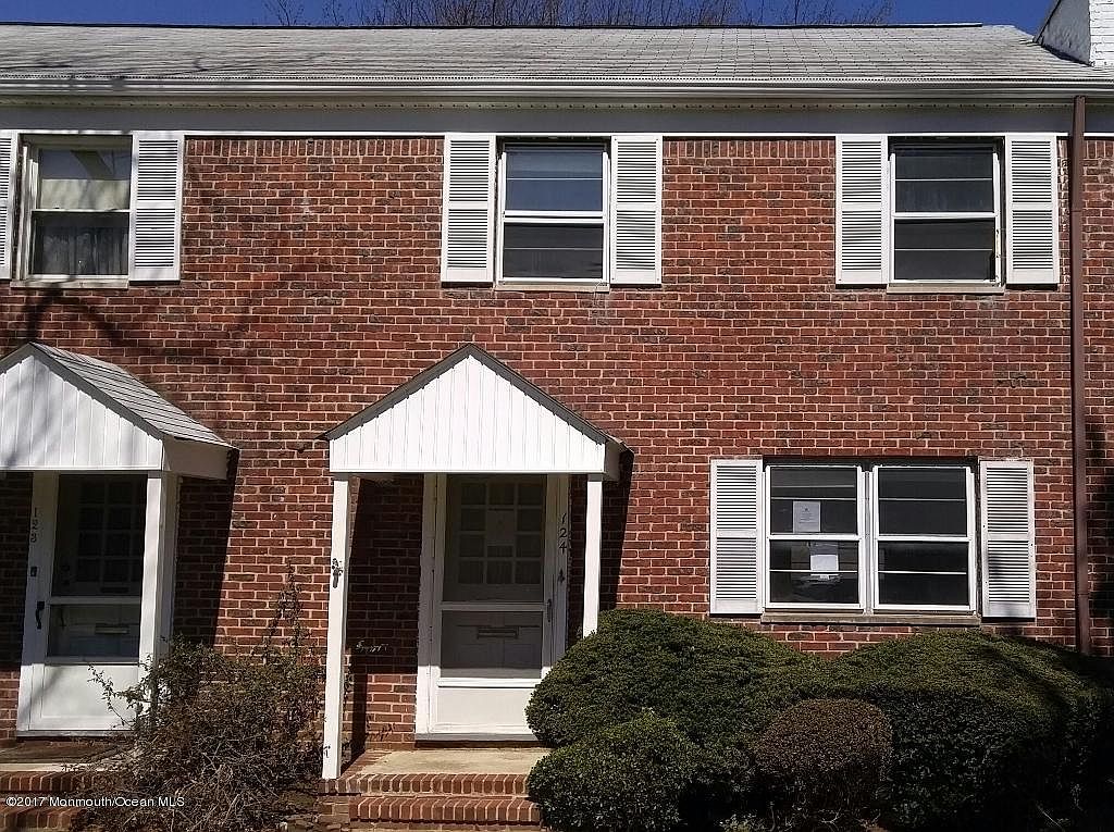 124 Manor Dr, Red Bank, NJ 07701 Zillow