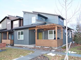 3625 N Carr Ln, Garden City, ID 83714