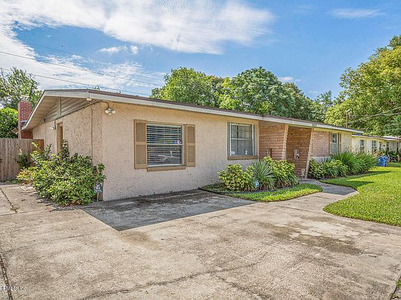 4th image of 2417 Green Oak Dr