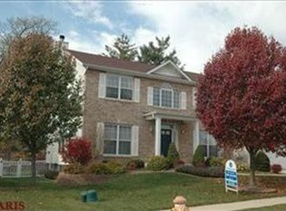 1727 Chestnut Farms Ct, Fenton, MO 63026