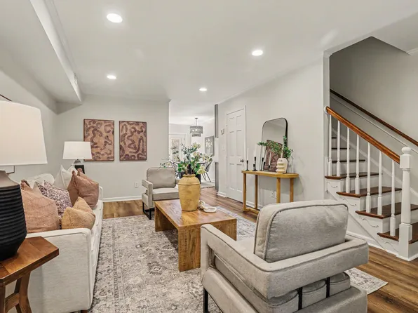3736 Yorktown Pl, Raleigh, NC 27609