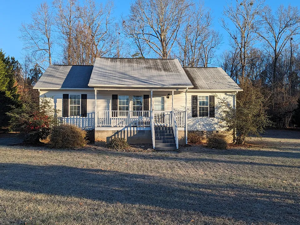 246 Dakota Dr