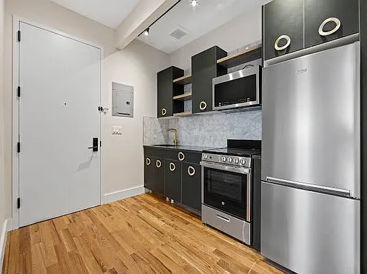 Rented by Doorway NYC, LLC | media 2