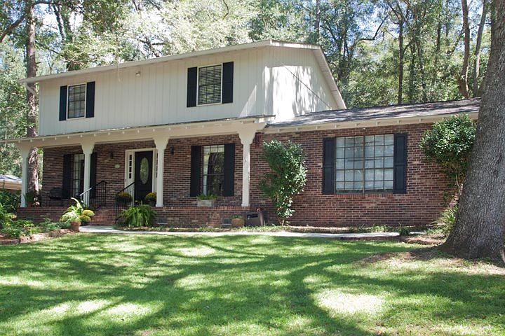 1st image of 3923 Leane Dr