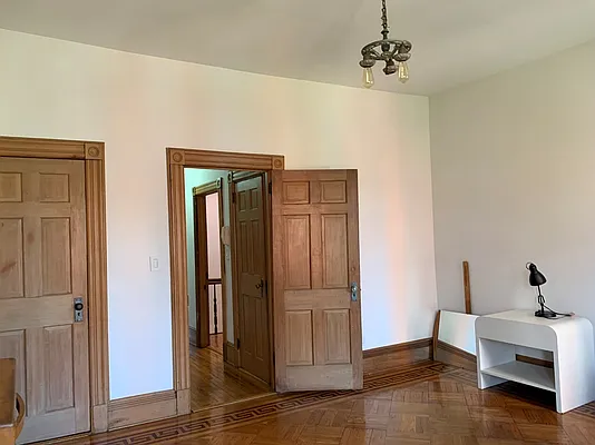 Rented by Oxford Property Group | media 54