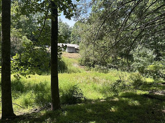 5th image of 1299 Vista Rd