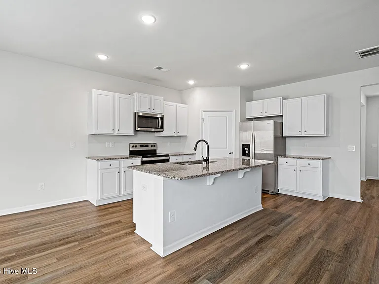 2091 Bella Point Dr SE — Photo 19