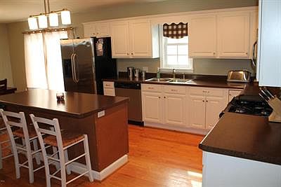 5th image of 55 E Southington Ave