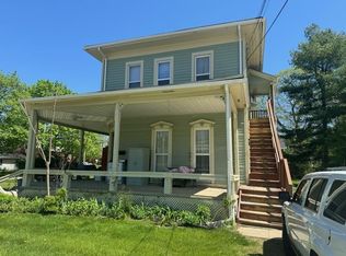 401 S Saginaw St #2, Holly, MI 48442