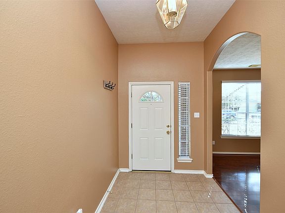 5th image of 16818 Bethan Glen Ln