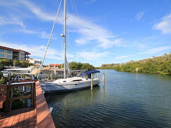 2nd image of 1695 Pinellas Bayway S APT A8