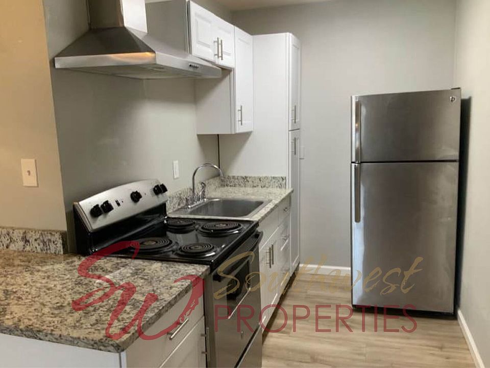 1st image of 511 Everett St Unit 101