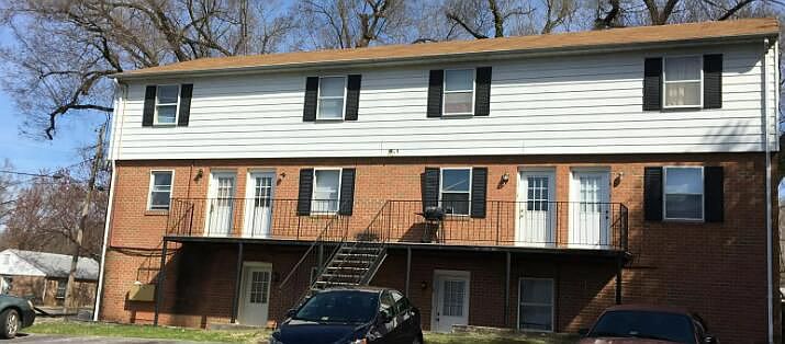 1st image of 127 Avendale Ave NE