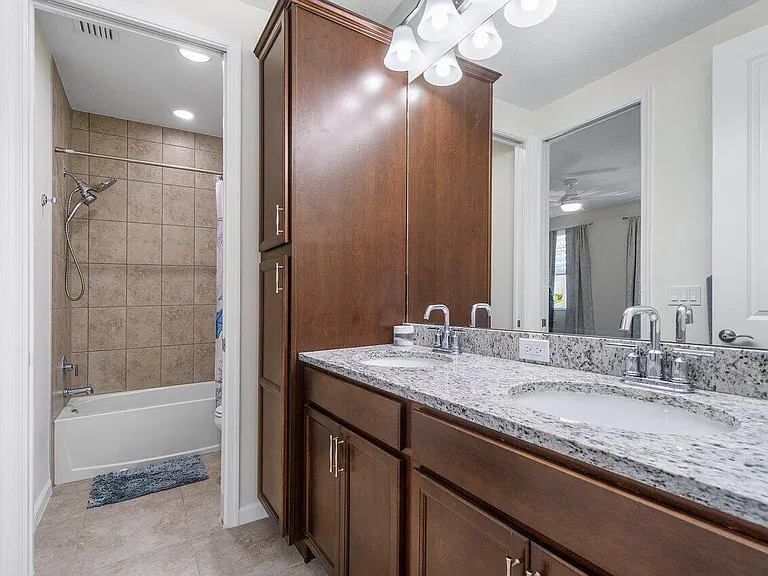5160 Willow Creek Dr — Photo 29
