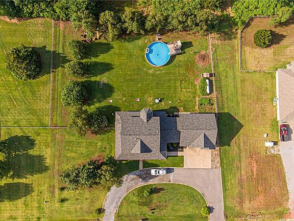 5th image of 13532 La Cresta Dr