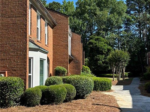 4th image of 4171 Elder Ln