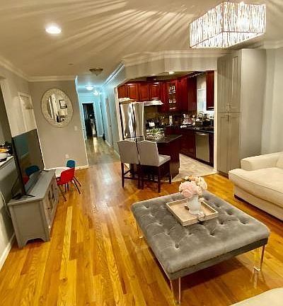 2nd image of 129 Bay 28th St APT 1B