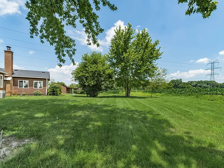 6002 Bowen Rd — Photo 57
