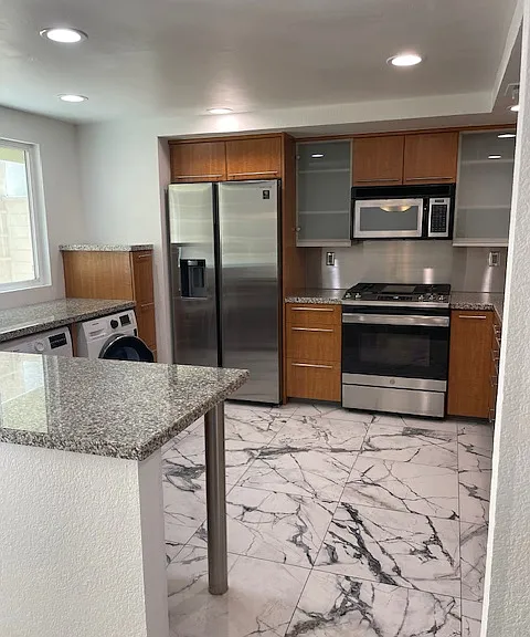 7585 Eads Ave #D — Photo 16