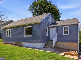 307 E Mount Kirk Ave, Eagleville, PA 19403