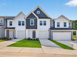 420 Barrington Key Dr, Zebulon, NC 27597