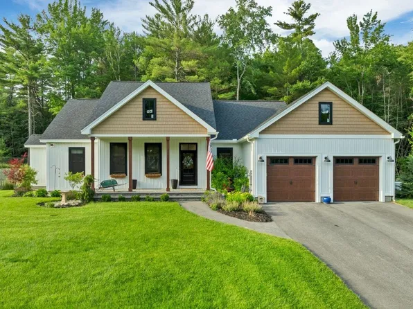 78 Union Wharf Road, Tuftonboro, NH 03853