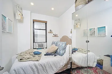 Rented by Living New York