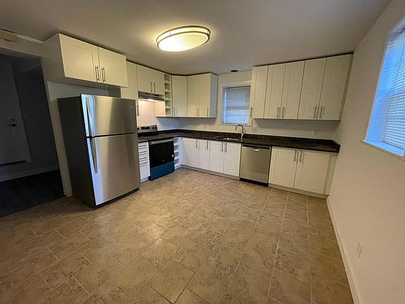 Plenty of room for kitchen table