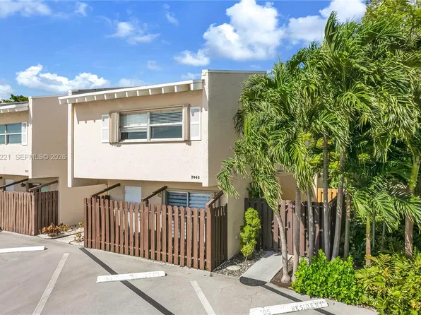 9043 Park Dr, Miami Shores, FL 33138
