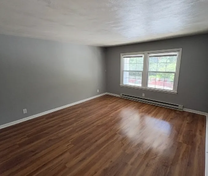 352 Unit 2 — Photo 1
