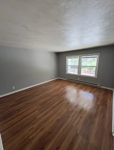 352 Unit 3 Photo 1
