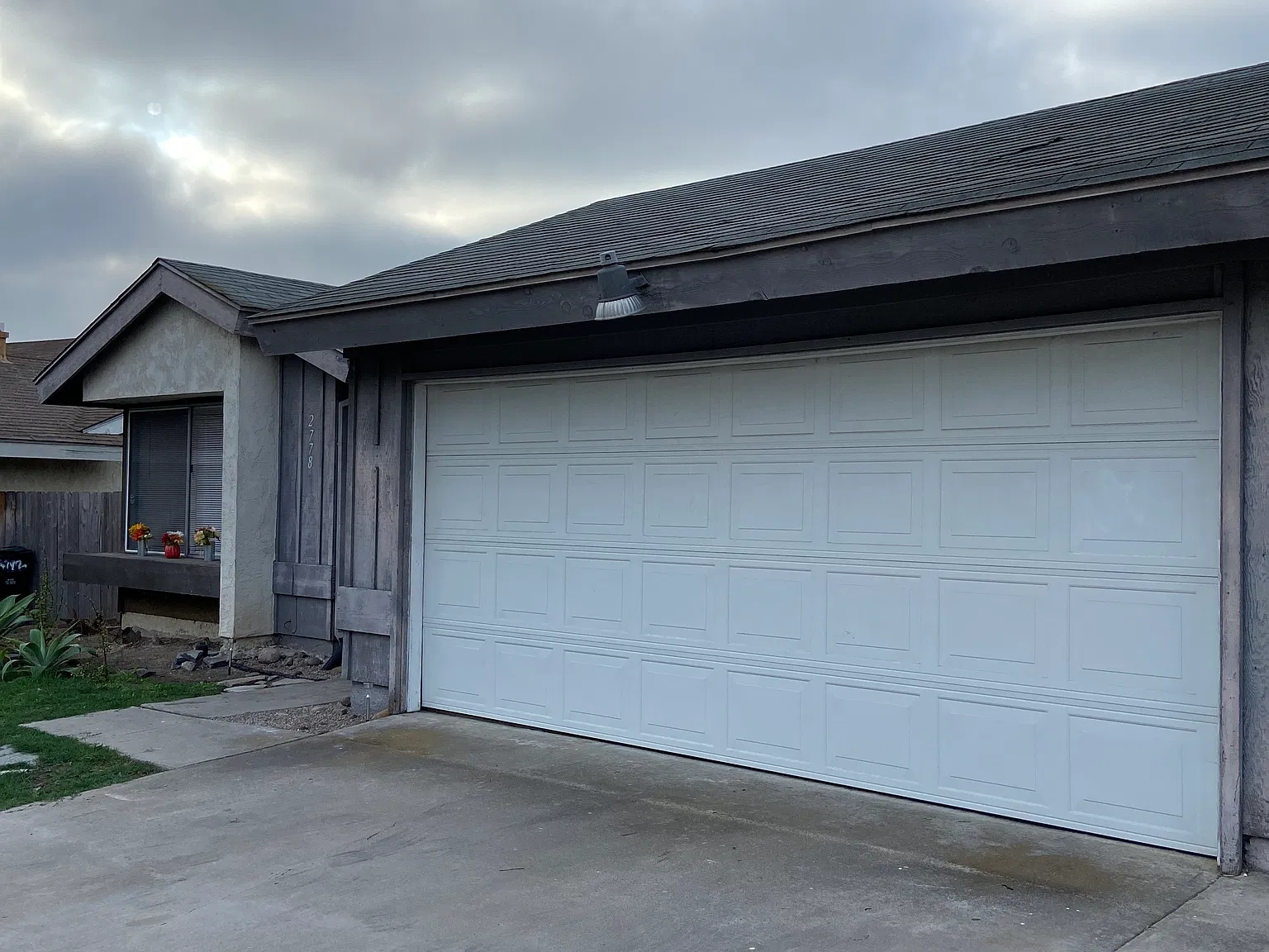 2778 Aegean Dr — Photo 3