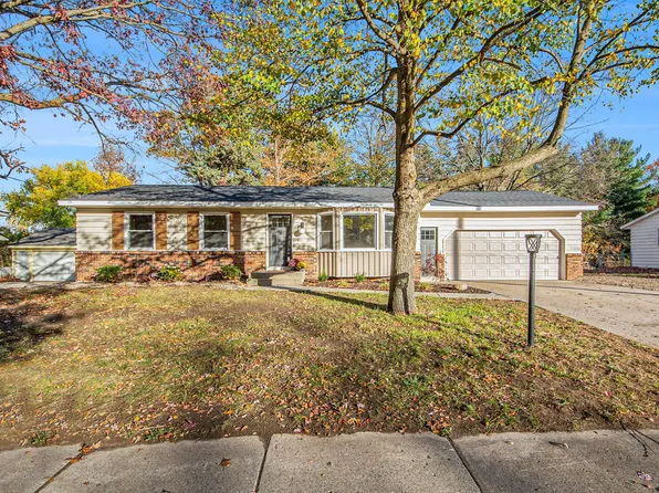 2596 Valley Ave NW, Grand Rapids, MI 49544