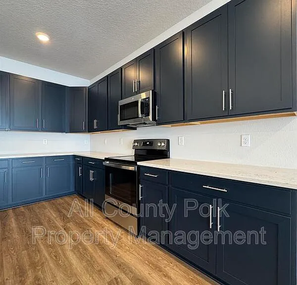 851 Folklore Ln — Photo 24