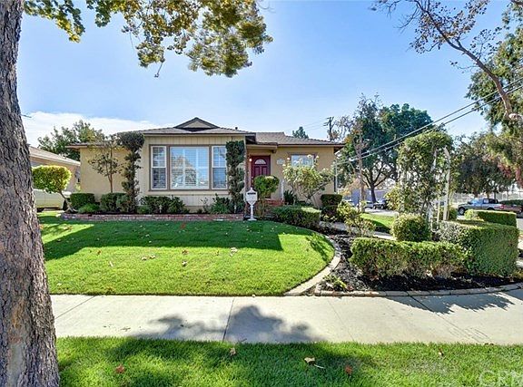 2nd image of 5804 Candlewood St